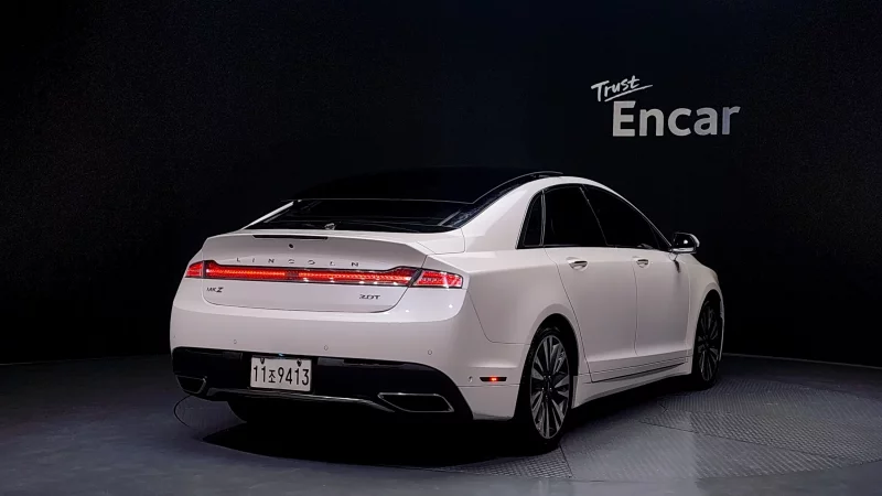 Lincoln MKZ