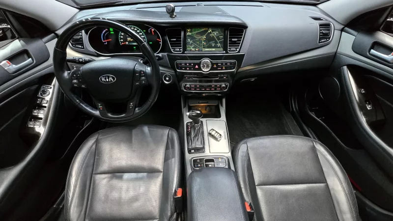 Kia K7