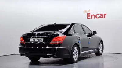 Hyundai Equus