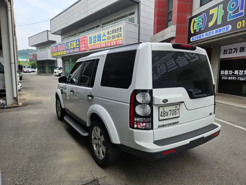 Land Rover DISCOVERY