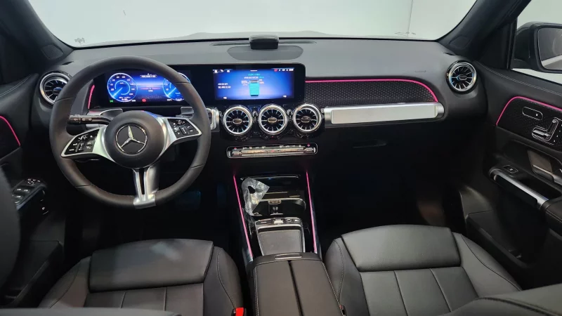 Mercedes-Benz EQB