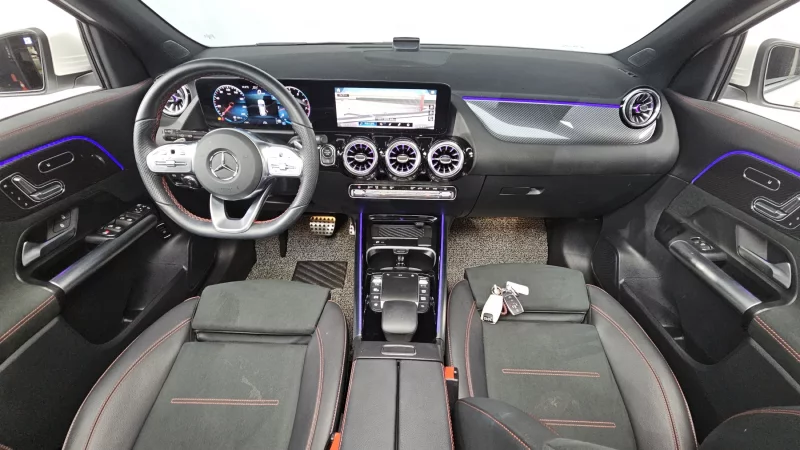 Mercedes-Benz GLA-Class