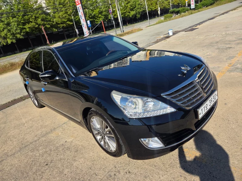 Hyundai Equus
