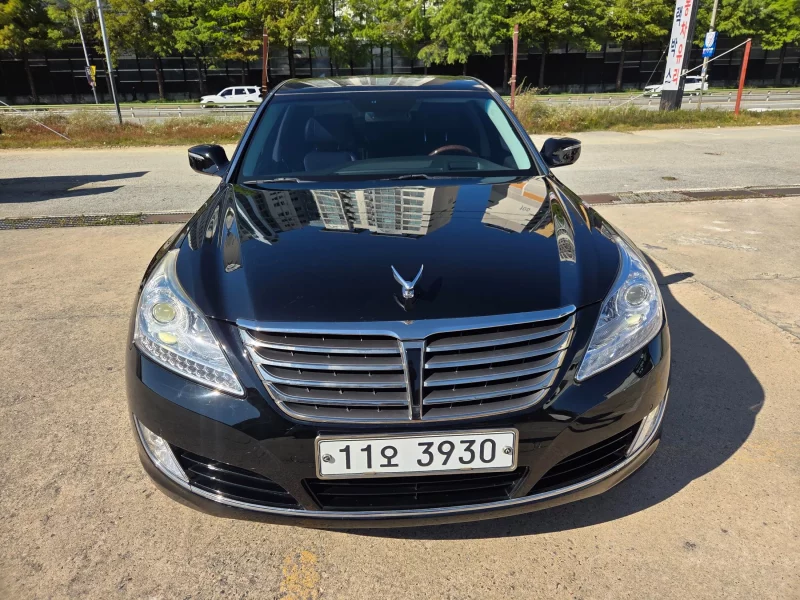 Hyundai Equus
