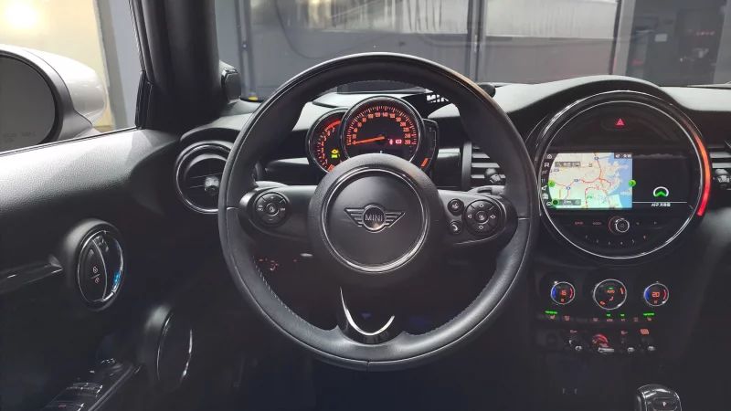 MINI Cooper Convertible