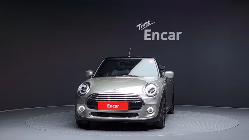 MINI Cooper Convertible
