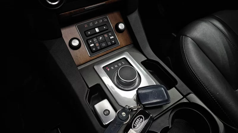 Land Rover DISCOVERY