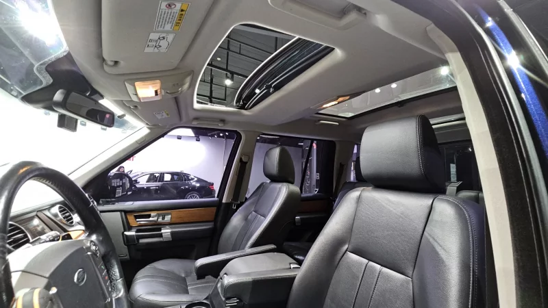 Land Rover DISCOVERY