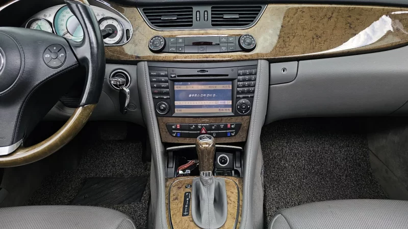 Mercedes-Benz CLS-Class