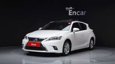 Lexus CT200h