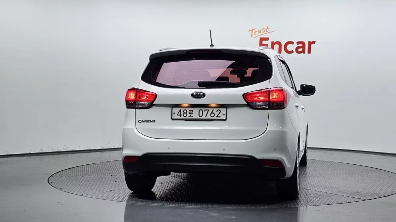 Kia Carens