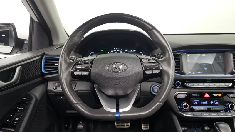 Hyundai Ioniq