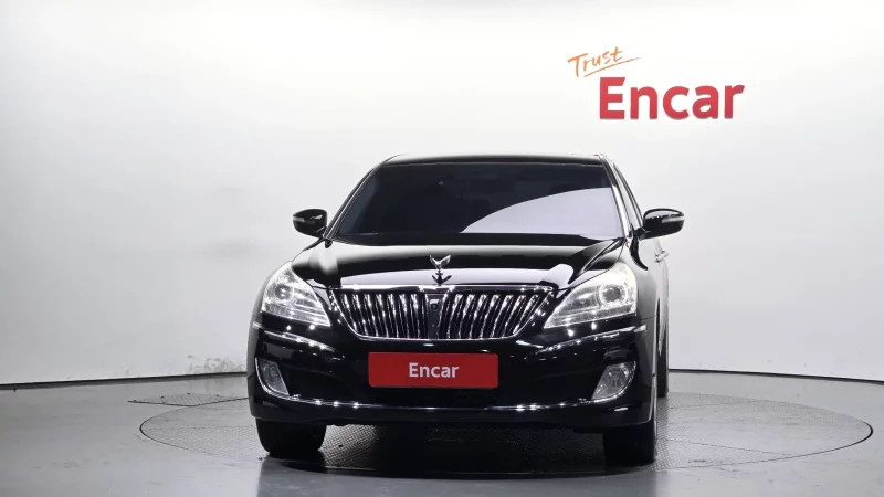 Hyundai Equus