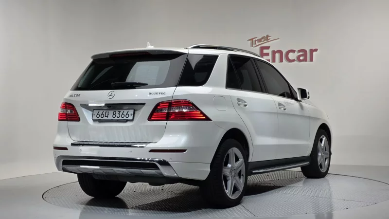 Mercedes-Benz M-class