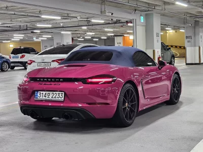 Porsche 718