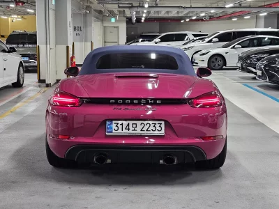 Porsche 718