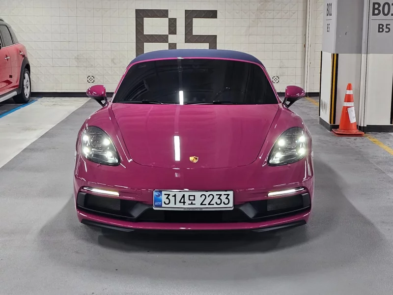 Porsche 718