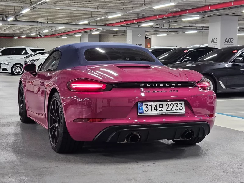 Porsche 718