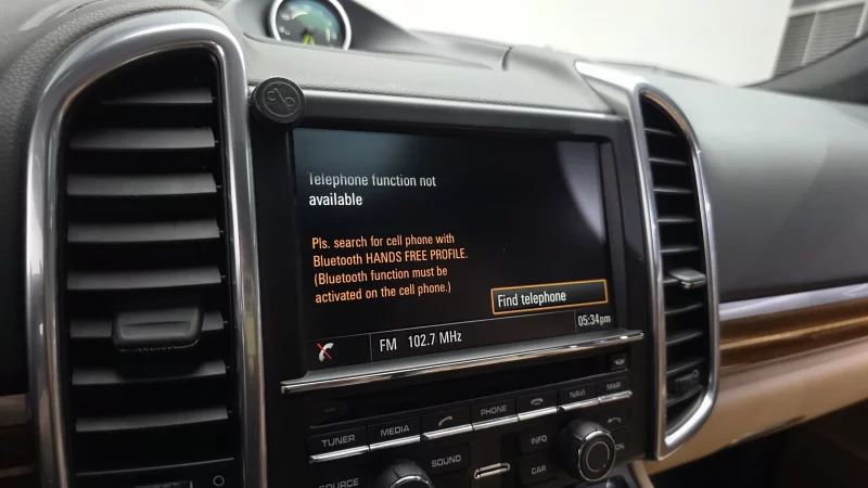 Porsche CAYENNE