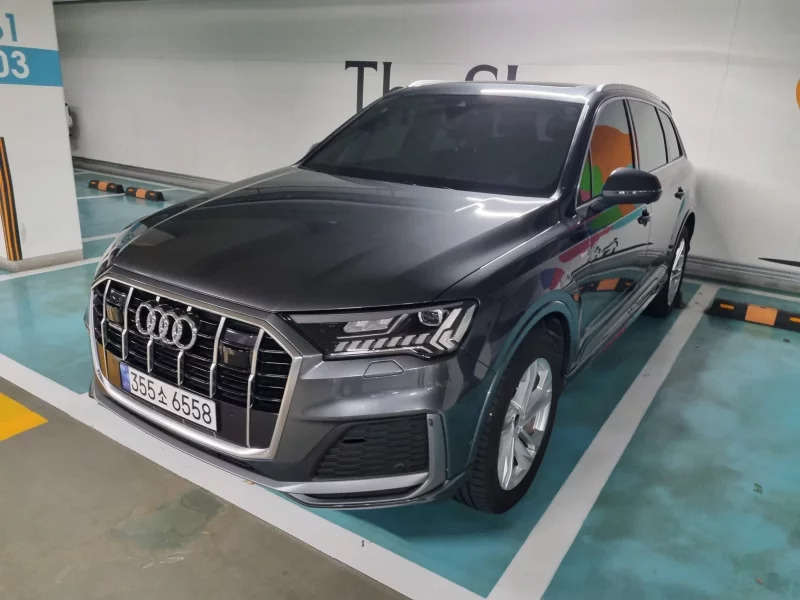 Audi Q7