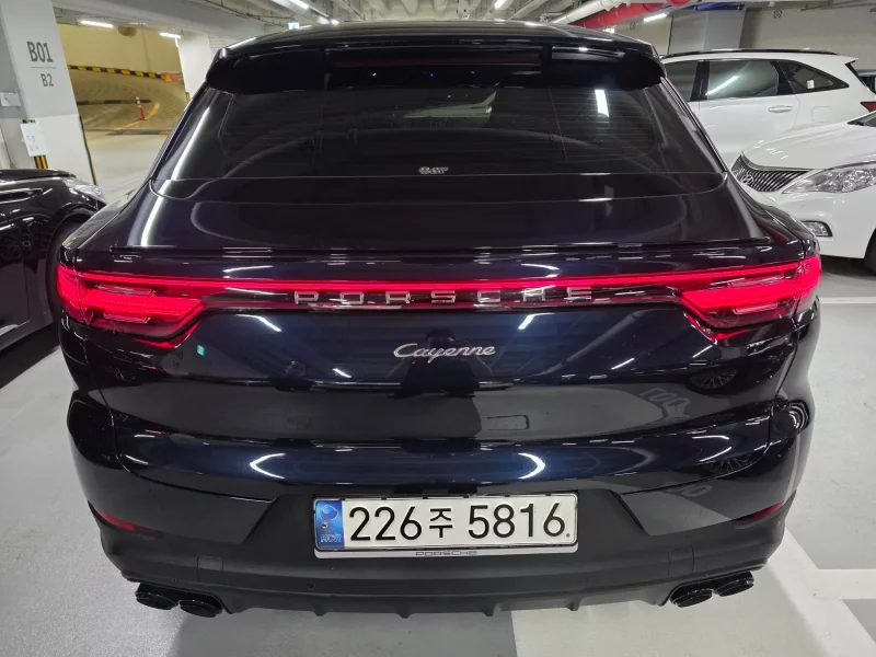 Porsche CAYENNE