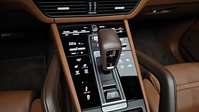 Porsche CAYENNE