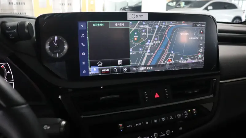 Lexus ES300h