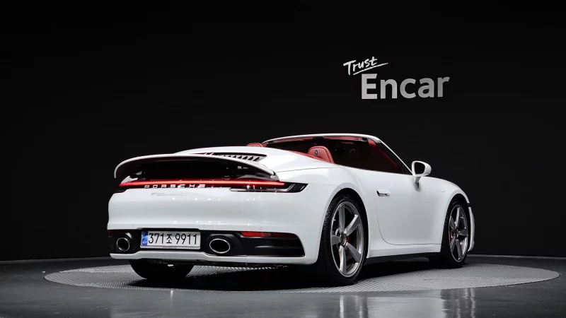 Porsche 911