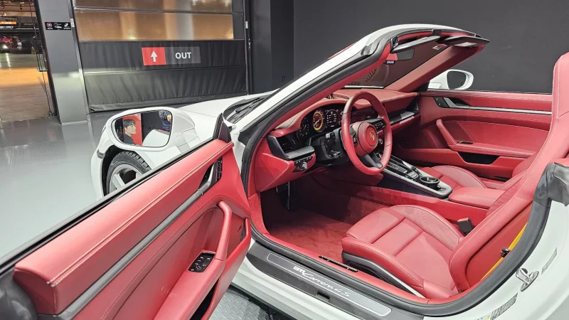 Porsche 911