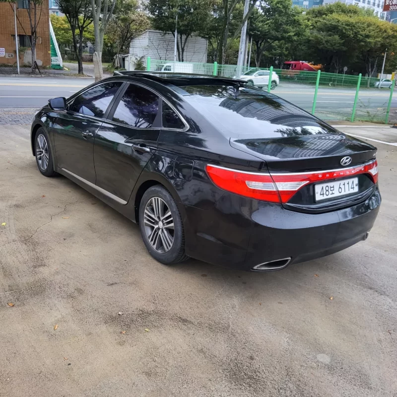Hyundai Grandeur
