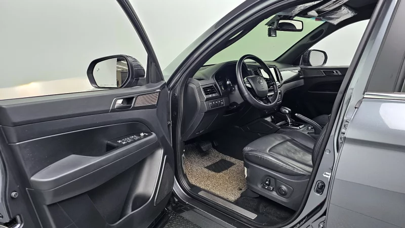 SsangYong Rexton Sports