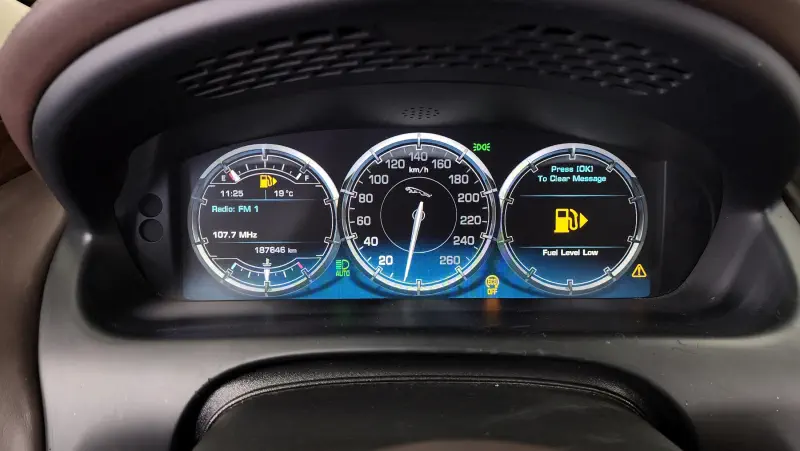Jaguar XJ