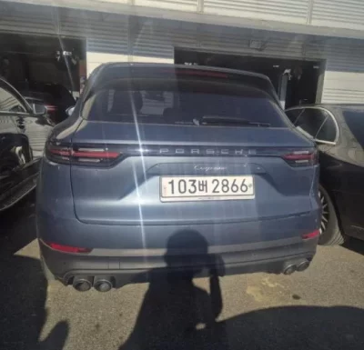 Porsche CAYENNE