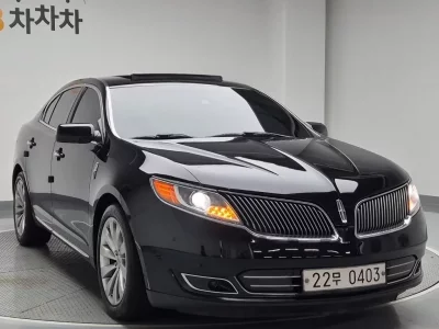 Lincoln MKS