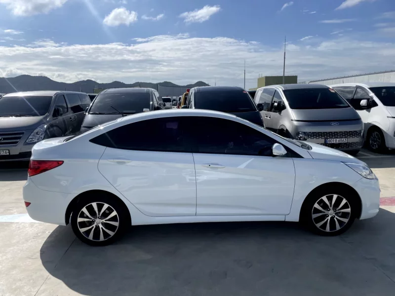 Hyundai Accent