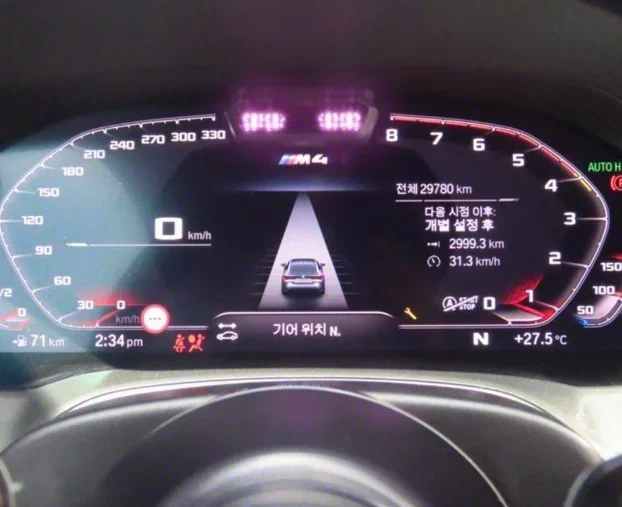 BMW M4
