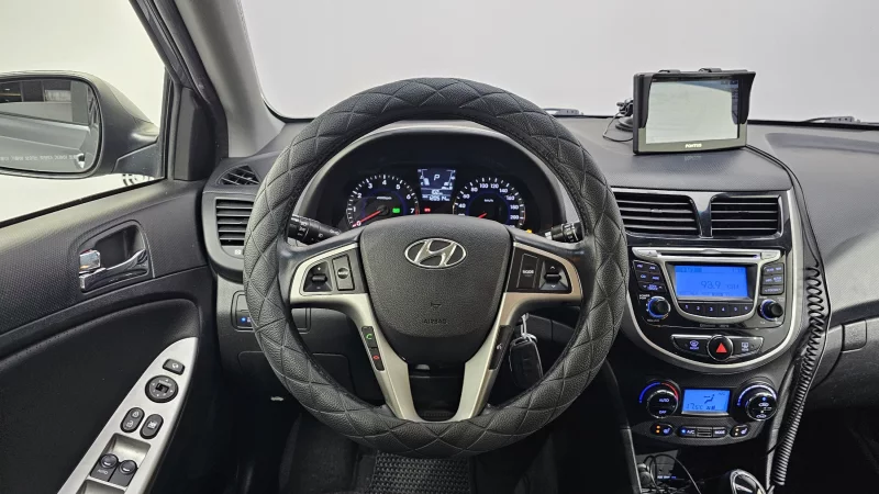Hyundai Accent