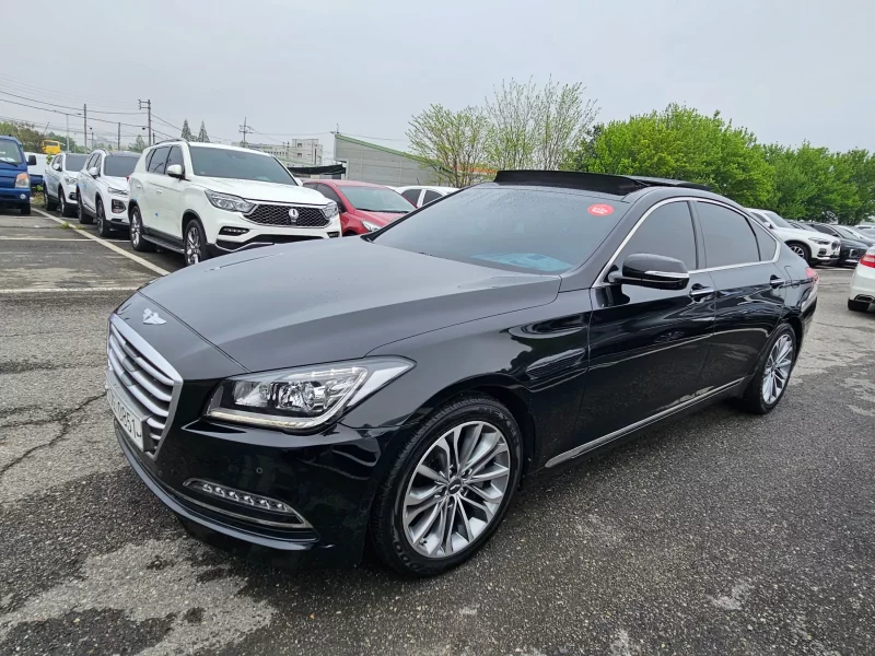 Hyundai Genesis