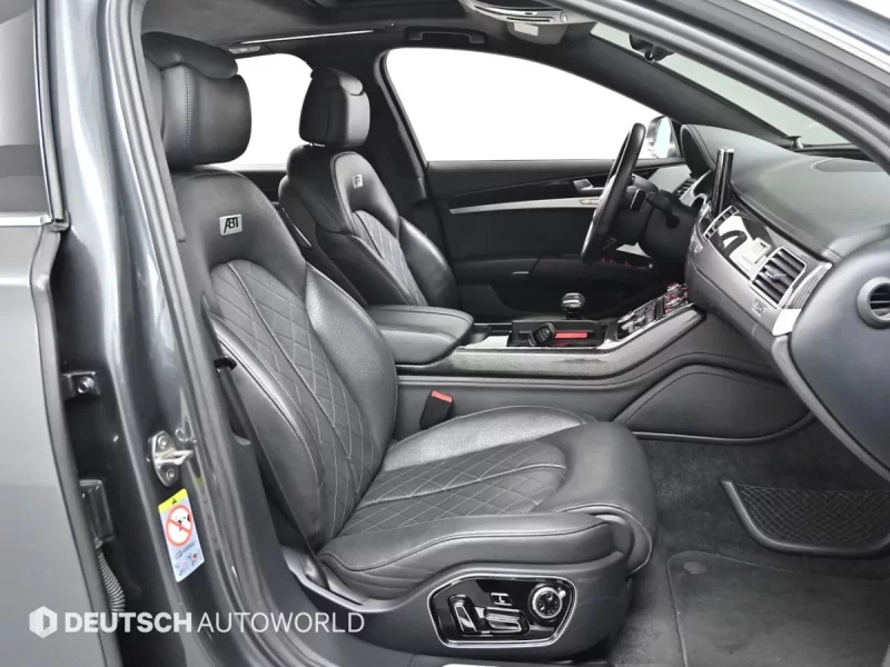 Audi S8