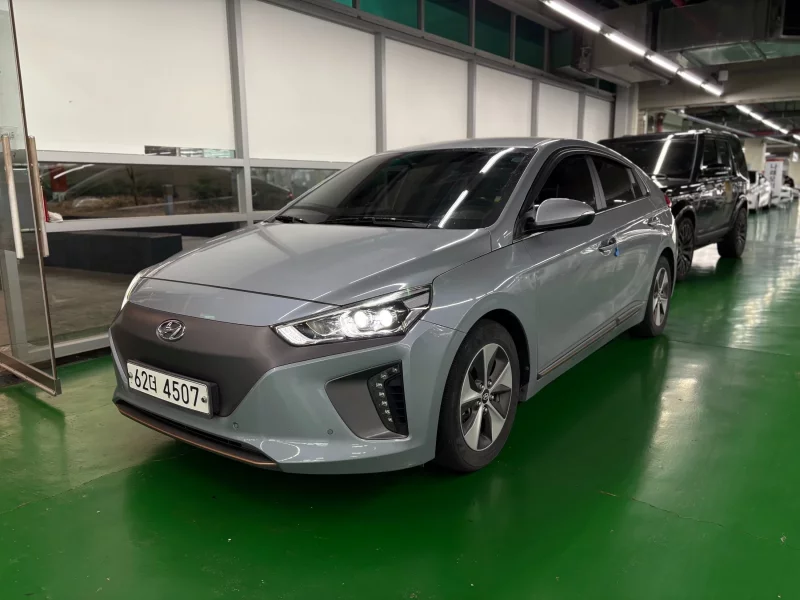 Hyundai Ioniq