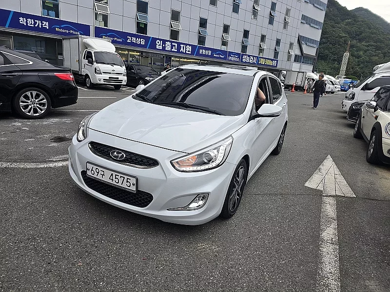 Hyundai Accent