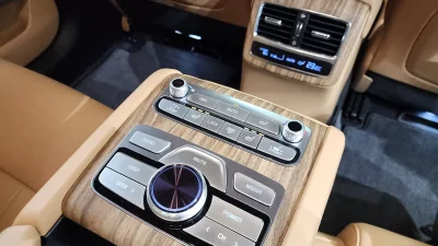 Kia K9