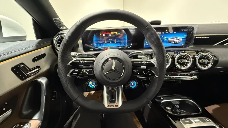 Mercedes-Benz CLA-Class