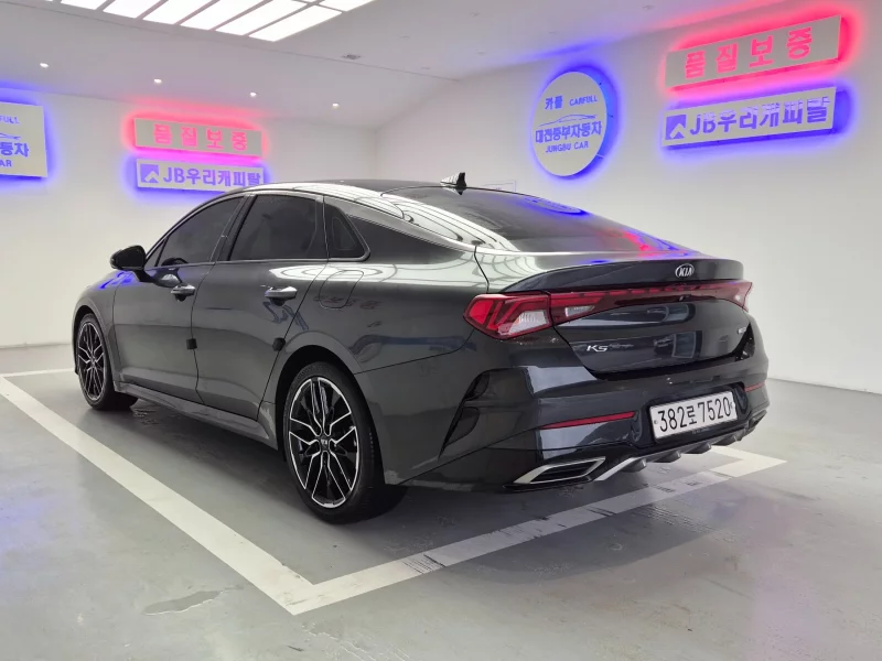 Kia K5