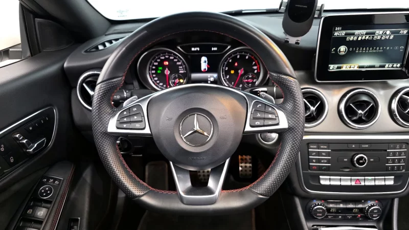 Mercedes-Benz CLA-Class