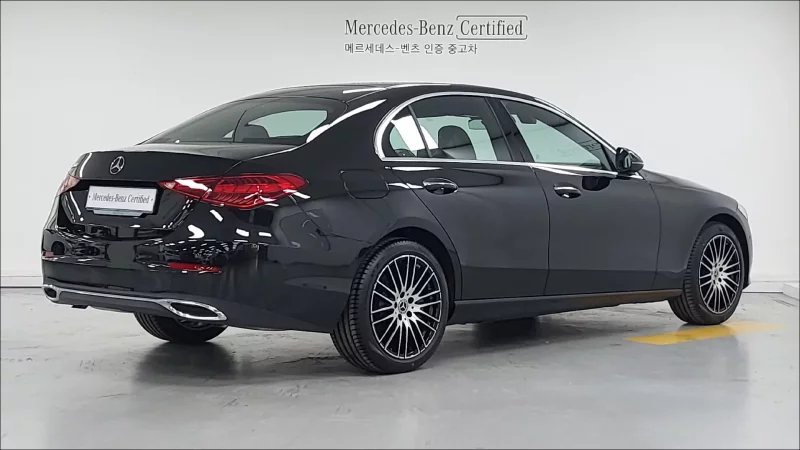 Mercedes-Benz C-Class