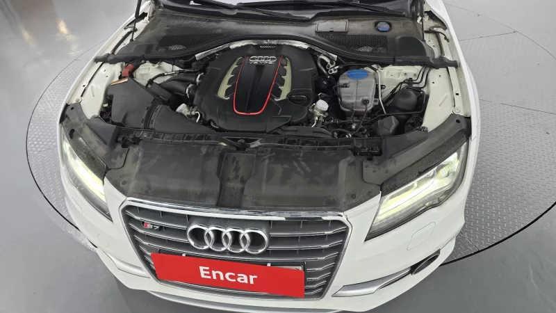 Audi S7