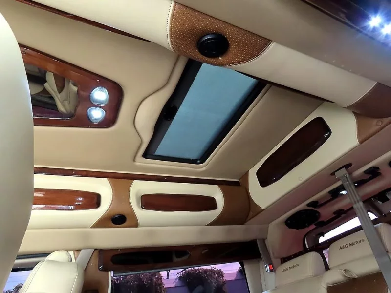 Chevrolet Express Van