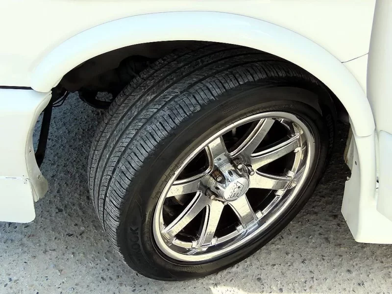 Chevrolet Express Van