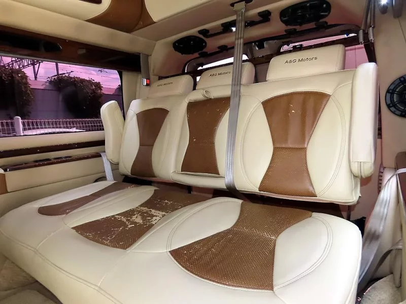 Chevrolet Express Van